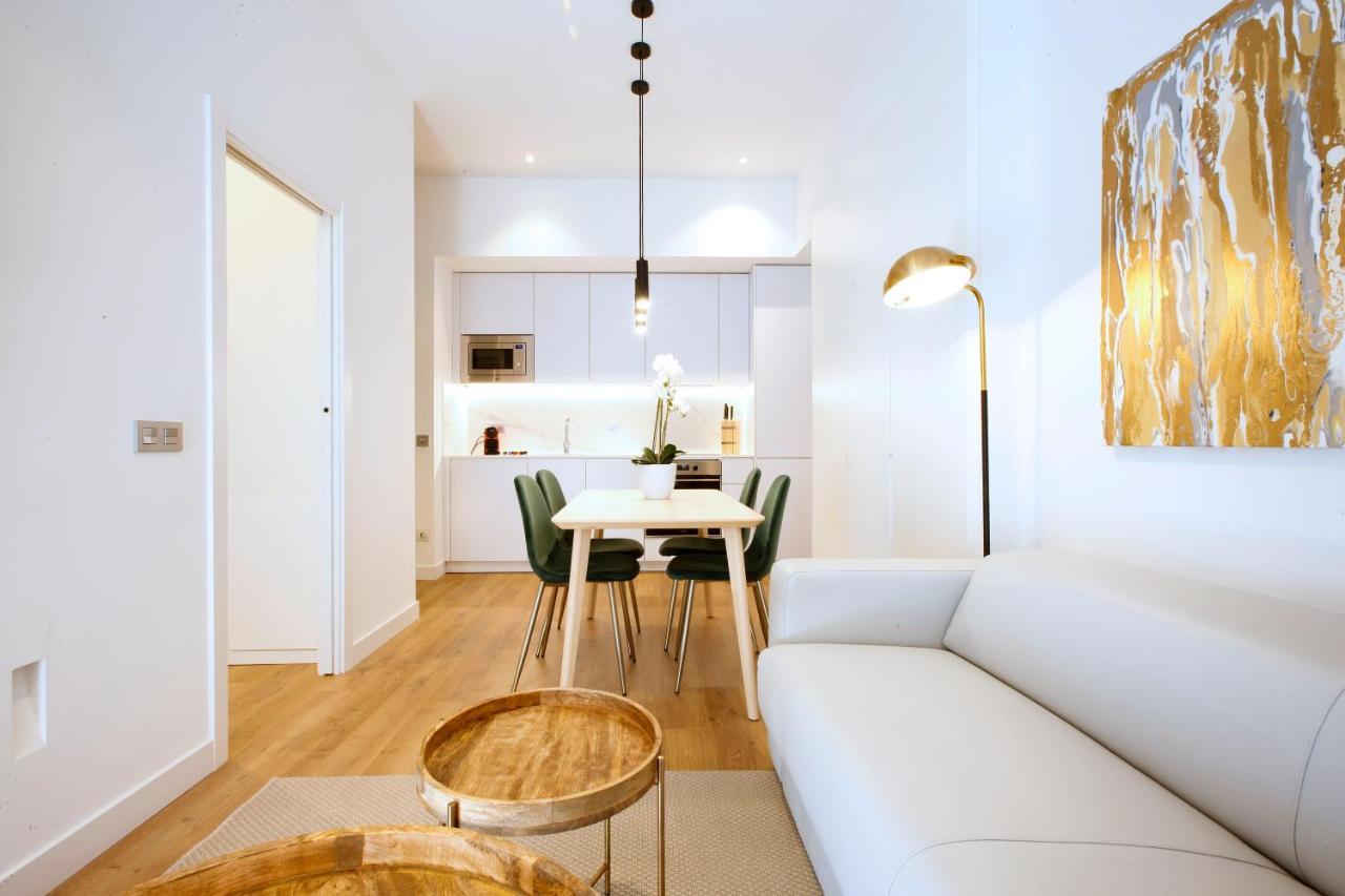 Tirso Suite Madrid Eksteriør bilde