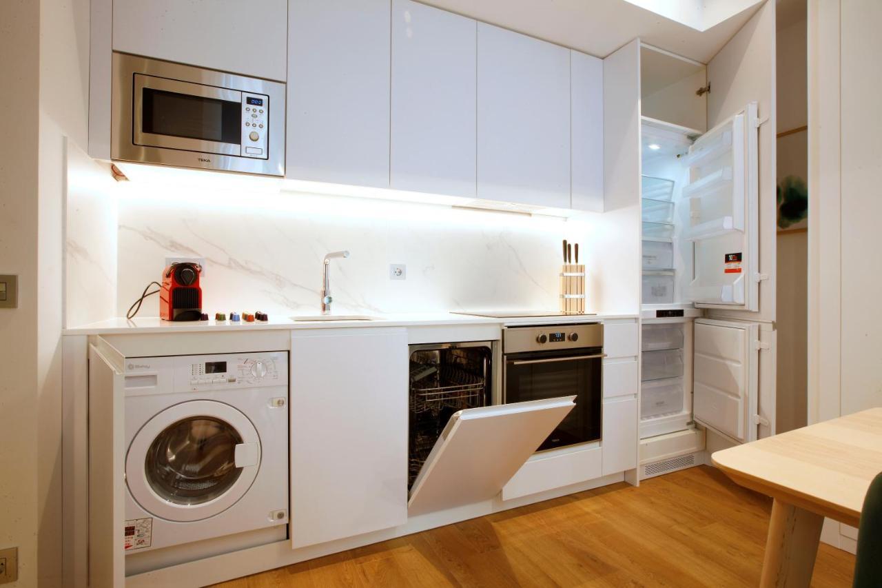 Tirso Suite Madrid Eksteriør bilde